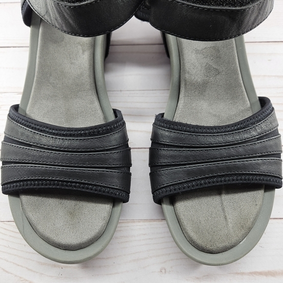 BareTraps Womens Boland Black‎ Ankle Strap Open Toe Wedge Sandals Size 11 - Picture 5 of 11